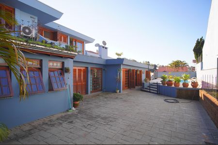 Casa para alugar com 493m², 6 quartos e 3 vagasQuintal