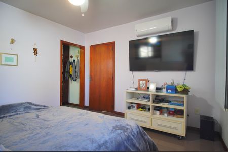 Casa para alugar com 493m², 6 quartos e 3 vagasSuíte 3