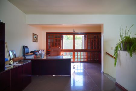 Casa para alugar com 493m², 6 quartos e 3 vagasEscritório