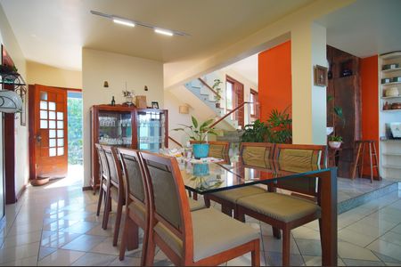 Casa para alugar com 493m², 6 quartos e 3 vagasSala de Jantar