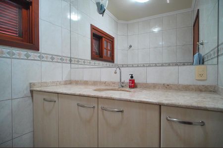 Casa para alugar com 493m², 6 quartos e 3 vagasBanheiro 2