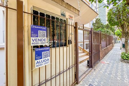 Apartamento à venda com 73m², 2 quartos e 1 vaga Apartamento à venda com 73m², 2 quartos e 1 vagaFachada