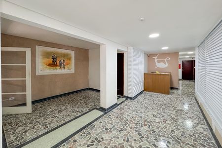 Apartamento à venda com 73m², 2 quartos e 1 vaga Apartamento à venda com 73m², 2 quartos e 1 vagaHall de entrada