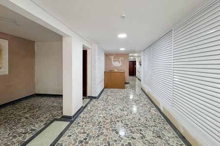 Apartamento à venda com 73m², 2 quartos e 1 vaga Apartamento à venda com 73m², 2 quartos e 1 vagaHall de entrada