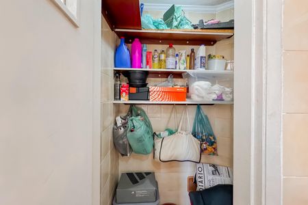 Apartamento à venda com 73m², 2 quartos e 1 vaga Apartamento à venda com 73m², 2 quartos e 1 vagaDespensa