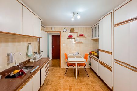Apartamento à venda com 73m², 2 quartos e 1 vaga Apartamento à venda com 73m², 2 quartos e 1 vagaCozinha