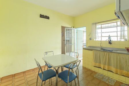Casa à venda com 250m², 2 quartos e 4 vagas