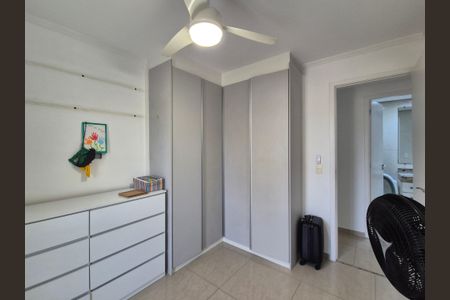 Apartamento à venda com 125m², 3 quartos e 3 vagasQuarto 2