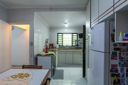 Casa à venda com 143m², 2 quartos e 2 vagasCozinha