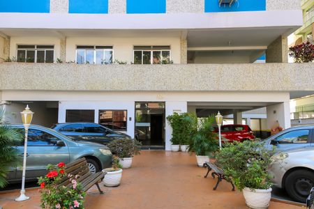 Apartamento à venda com 85m², 3 quartos e 1 vagaEntrada