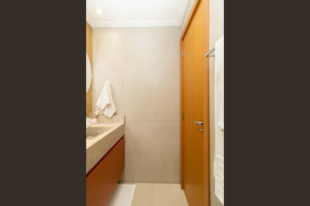 Apartamento à venda com 78m², 2 quartos e 2 vagas Apartamento à venda com 78m², 2 quartos e 2 vagasBanheiro Social