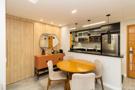 Apartamento à venda com 78m², 2 quartos e 2 vagas Apartamento à venda com 78m², 2 quartos e 2 vagasSala