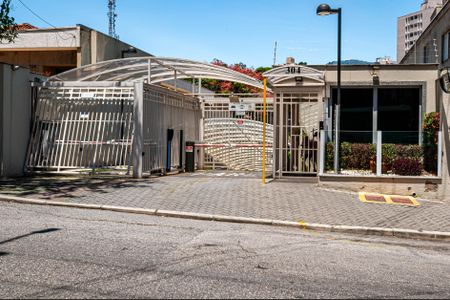 Apartamento à venda com 78m², 2 quartos e 2 vagas Apartamento à venda com 78m², 2 quartos e 2 vagasFachada e portaria