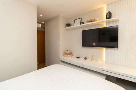 Apartamento à venda com 78m², 2 quartos e 2 vagas Apartamento à venda com 78m², 2 quartos e 2 vagasSuíte