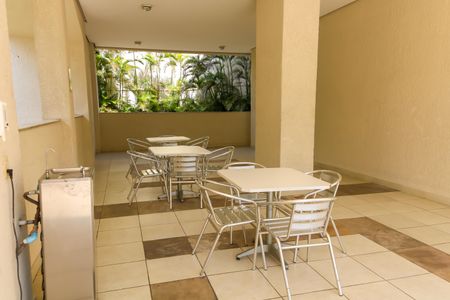 Apartamento à venda com 70m², 2 quartos e 1 vagaÁrea comum