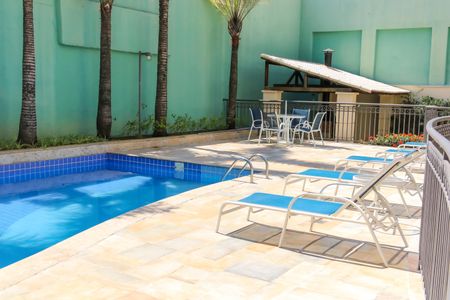 Apartamento à venda com 70m², 2 quartos e 1 vagaÁrea comum - Piscina