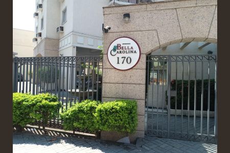 Apartamento à venda com 70m², 2 quartos e 1 vagaFachada