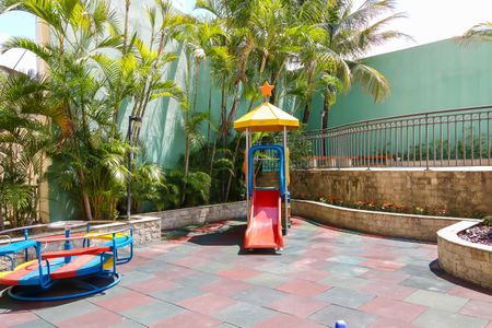 Apartamento à venda com 70m², 2 quartos e 1 vagaÁrea comum - Playground