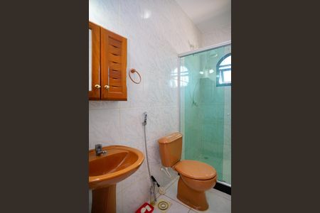 Banheiro de casa para alugar com 1 quarto, 23m² em Piratininga, Niterói