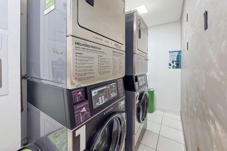 Apartamento à venda com 40m², 2 quartos e sem vaga Apartamento à venda com 40m², 2 quartos e sem vagaLavanderia