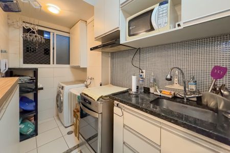 Apartamento à venda com 40m², 2 quartos e sem vaga Apartamento à venda com 40m², 2 quartos e sem vagaCozinha e Área de Serviço