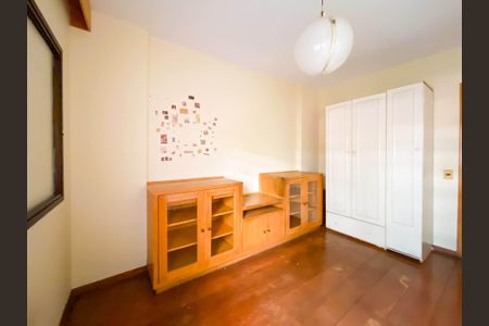 Apartamento para alugar com 139m², 4 quartos e 3 vagasQuarto 2