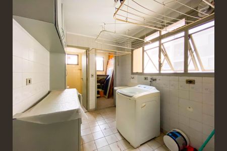 Apartamento para alugar com 139m², 4 quartos e 3 vagasÁrea de Serviço