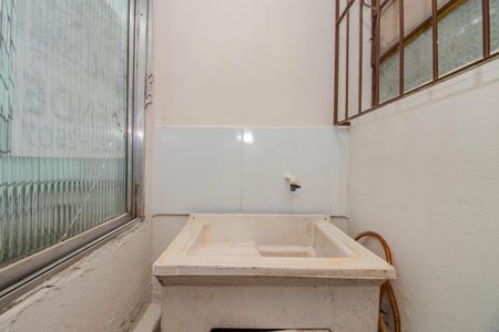 Apartamento à venda com 48m², 1 quarto e sem vaga Apartamento à venda com 48m², 1 quarto e sem vagaCozinha e Área de Serviço