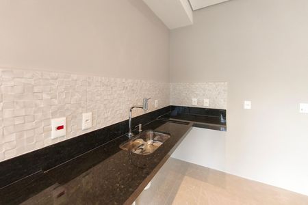 Apartamento à venda com 68m², 2 quartos e 2 vagas Apartamento à venda com 68m², 2 quartos e 2 vagasCozinha e Área de Serviço