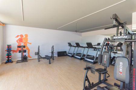 Apartamento à venda com 68m², 2 quartos e 2 vagas Apartamento à venda com 68m², 2 quartos e 2 vagasÁrea comum - Academia