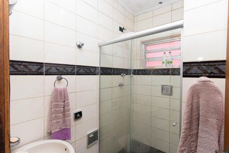 Casa à venda com 250m², 4 quartos e 2 vagas Casa à venda com 250m², 4 quartos e 2 vagasBanheiro da Suíte