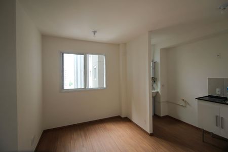Sala/Cozinha de apartamento para alugar com 2 quartos, 37m² em Vila Prudente, São Paulo