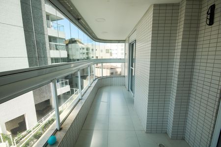 Apartamento para alugar com 78m², 2 quartos e 1 vaga Apartamento para alugar com 78m², 2 quartos e 1 vagaVaranda da Suíte