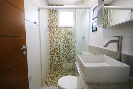Apartamento para alugar com 78m², 2 quartos e 1 vaga Apartamento para alugar com 78m², 2 quartos e 1 vagaBanheiro da Suíte