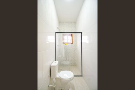 Casa à venda com 80m², 2 quartos e 1 vaga Casa à venda com 80m², 2 quartos e 1 vagaBanheiro social