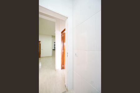 Casa à venda com 80m², 2 quartos e 1 vaga Casa à venda com 80m², 2 quartos e 1 vagaBanheiro social