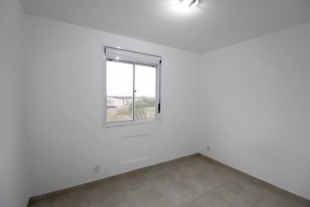 Quarto 1 de apartamento para alugar com 2 quartos, 70m² em Humaitá, Porto Alegre