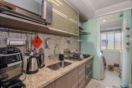 Apartamento à venda com 74m², 3 quartos e 1 vaga Apartamento à venda com 74m², 3 quartos e 1 vagaCozinha e Área de Serviço