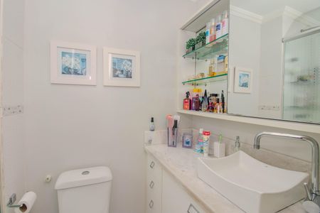 Apartamento à venda com 74m², 3 quartos e 1 vaga Apartamento à venda com 74m², 3 quartos e 1 vagaBanheiro da Suíte