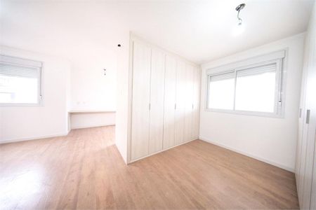 Apartamento à venda com 4 quartos, 215m² em Parque São Jorge, São Paulo