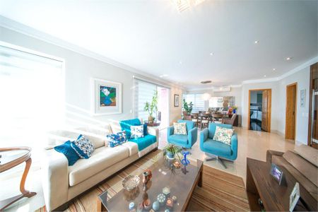 Apartamento à venda com 4 quartos, 241m² em Jardim Analia Franco, São Paulo