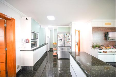 Apartamento à venda com 4 quartos, 241m² em Jardim Analia Franco, São Paulo