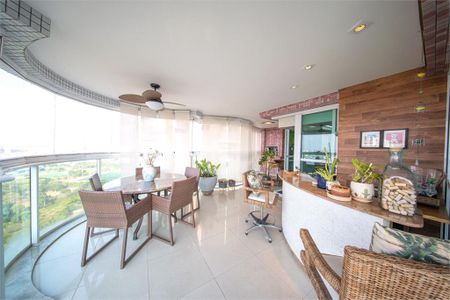 Apartamento à venda com 4 quartos, 241m² em Jardim Analia Franco, São Paulo