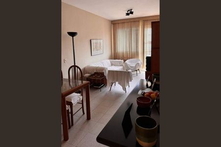 Apartamento à venda com 72m², 2 quartos e 1 vaga