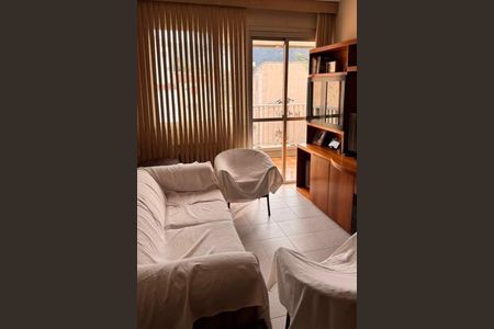 Apartamento à venda com 72m², 2 quartos e 1 vaga