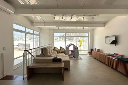 Apartamento à venda com 128m², 3 quartos e 1 vagaÁrea externa - Sala 02