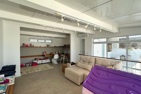 Apartamento à venda com 128m², 3 quartos e 1 vagaÁrea externa - Sala 02