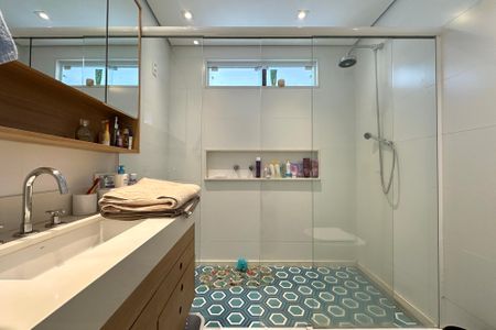 Apartamento à venda com 128m², 3 quartos e 1 vagaBanheiro Suíte