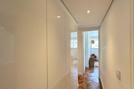 Apartamento à venda com 128m², 3 quartos e 1 vagaCorredor