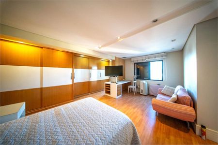 Apartamento à venda com 4 quartos, 395m² em Vila Regente Feijó, São Paulo